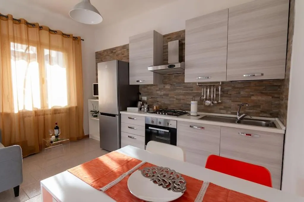 Semesterbostad Aela Home Pisa